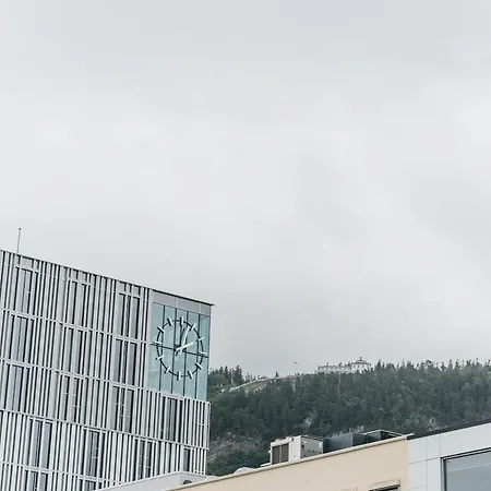 Apartment Urban - 3br With Balcony And Teracce Bergen